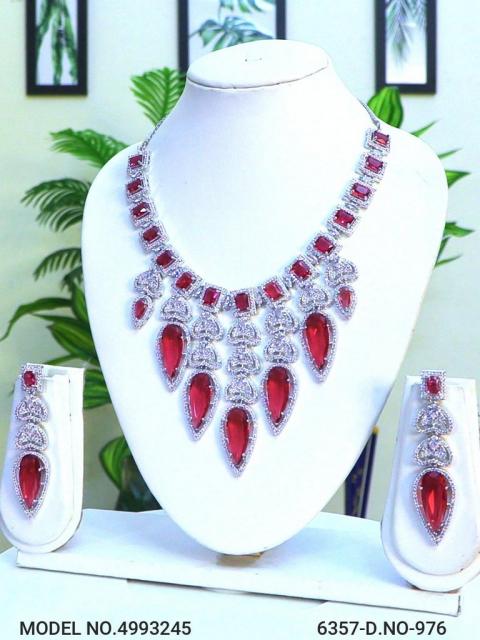 Traditional American Diamond Set