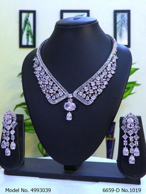 Fashion Necklace Set | Artificial Diamonds / Zircons