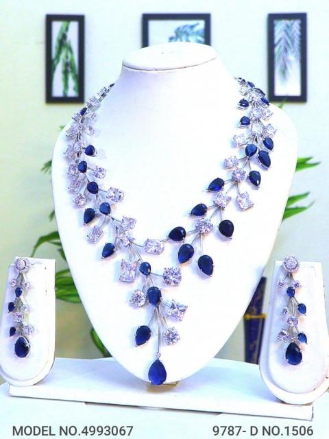 Trendy Traditional Necklace Set | Ideal Birthday Gift