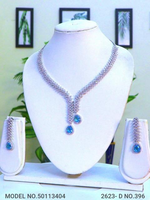 Classic Pattern | Fine Fashion Jewelry