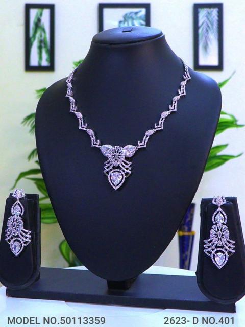 A necklace Set for all Occasions !