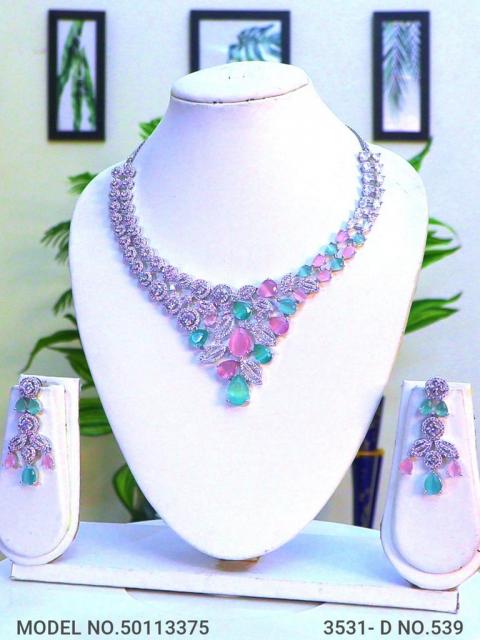 Be a Showstopper in your Party !