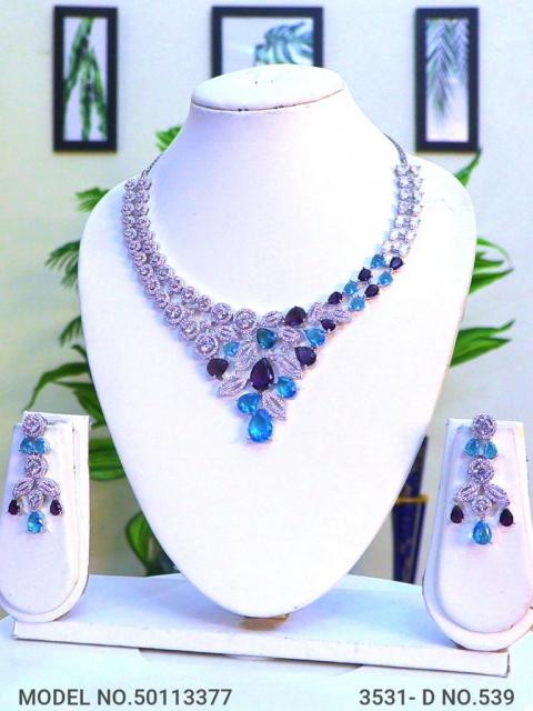 Necklace Set crafted for bold Women