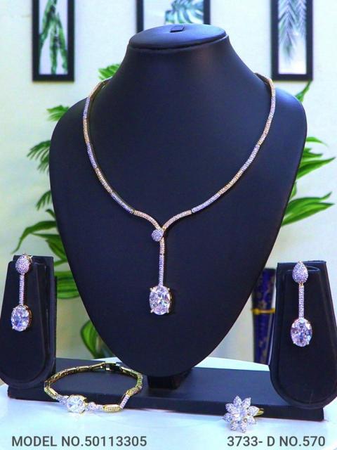 Western Necklace set