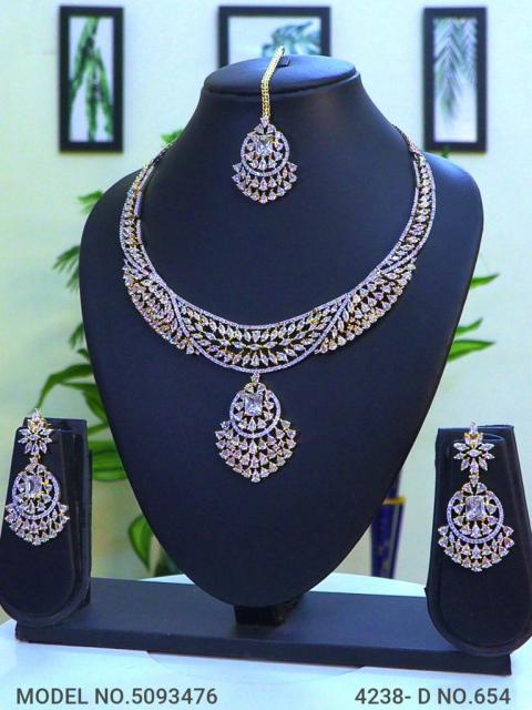 Fashion Necklace Set | Artificial Diamonds / Zircons