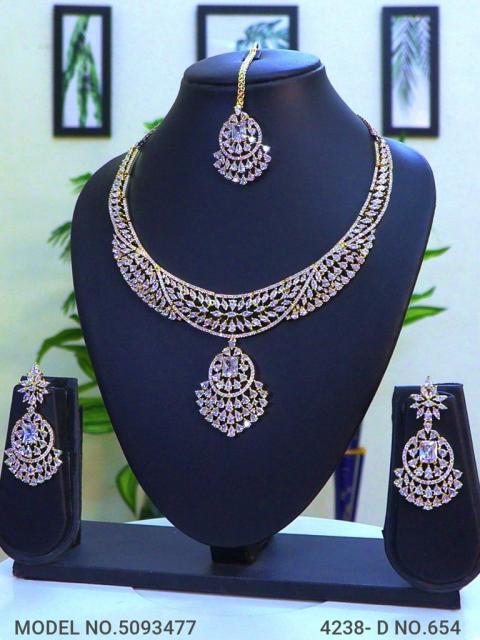 Trendy Traditional Necklace Set | Ideal Birthday Gift