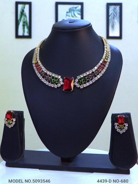 Fashion Necklace Set | Artificial Diamonds / Zircons