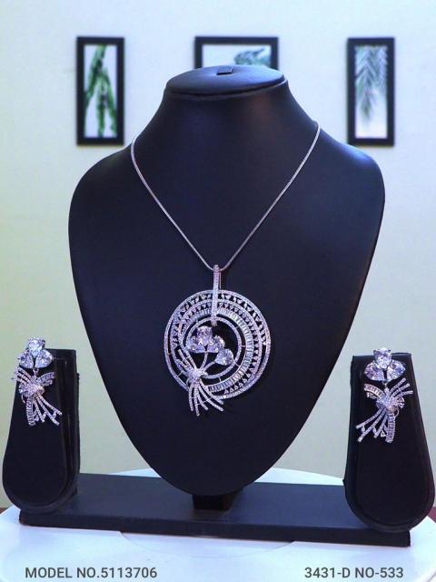 Bold Attitude | Pendant Set