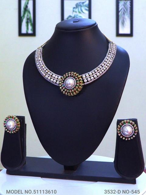 Best Set to be gifted to a Woman