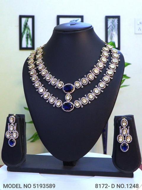 Statement Necklaces in Trend