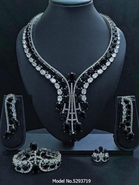 Original Zircon Necklace Set