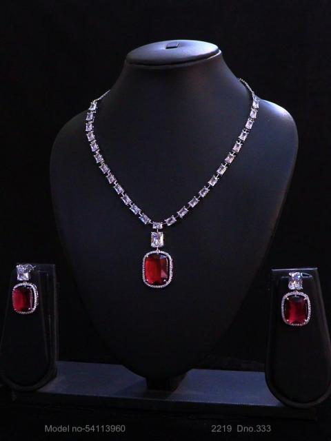 Classical Yet Trendy | Jewelry Set