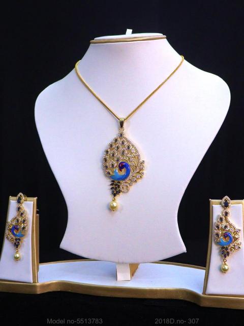 Diamond Replica Pendant Set |