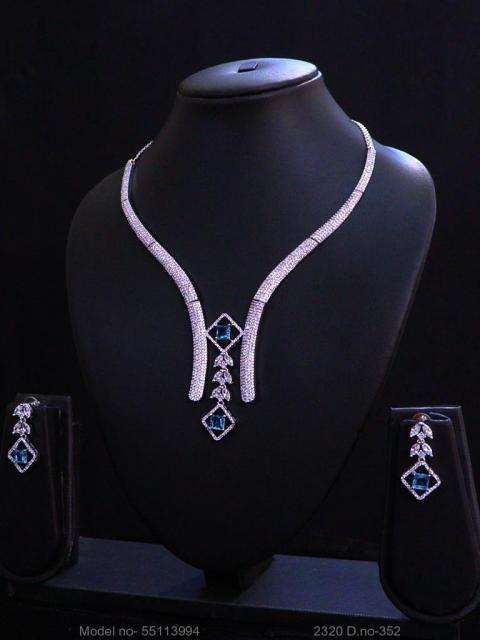 Light weighted CZ Necklace Set