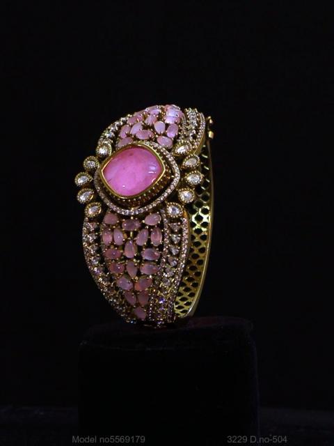 Glow Fit CZ Band