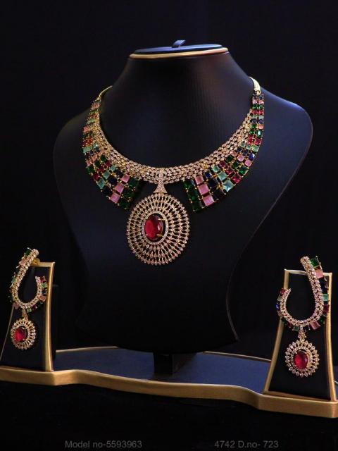 Ideal Gift for Traditional Ladies