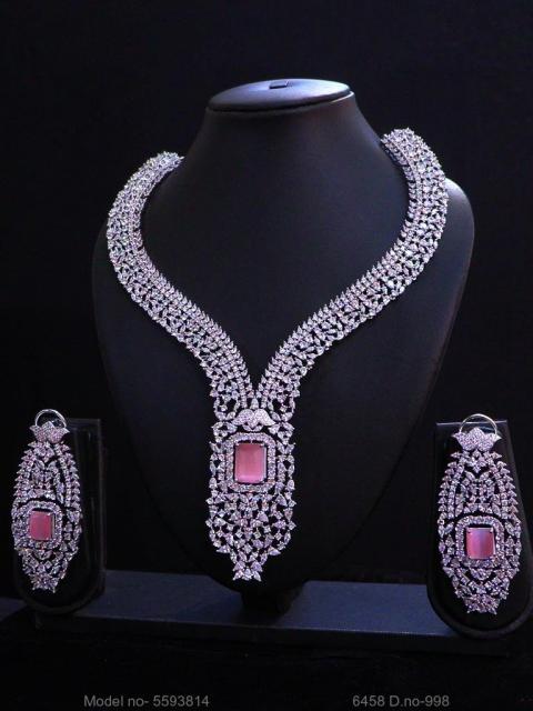Searching for Wedding Gifts? Stop !