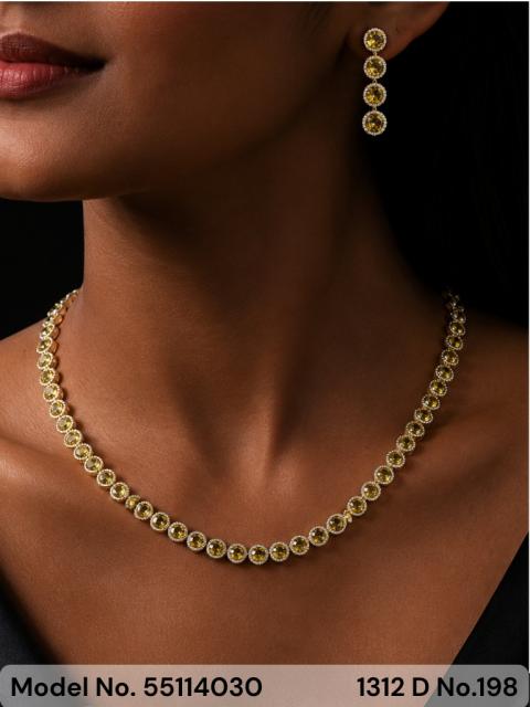Necklace Set crafted for bold Women