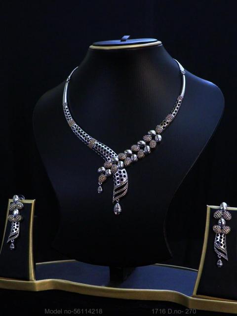 A necklace Set for all Occasions !