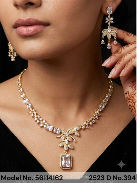 Classic Necklace Set