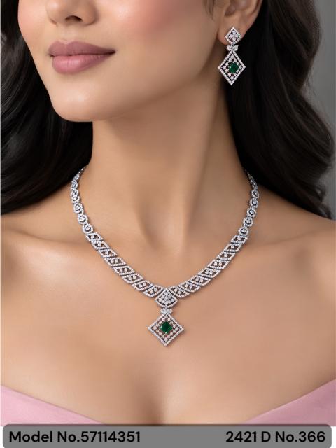 Classic Necklace Set