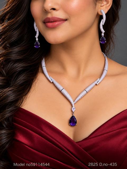 Fine Fashion Classic Necklace Set