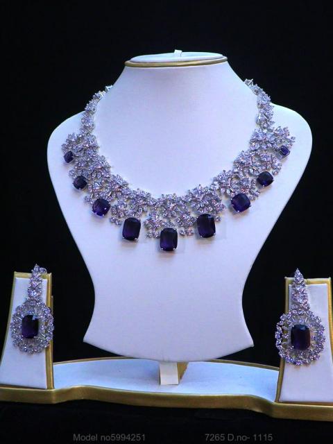 Traditional American Diamond Set