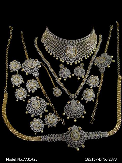 Artificial Diamond Jewelry Set for Brides