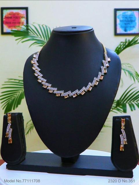 Necklace Set crafted for bold Women