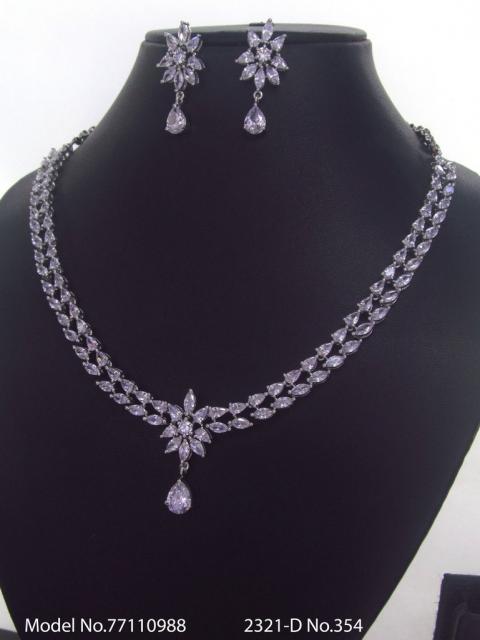 Partywear Classic Jewelry Set