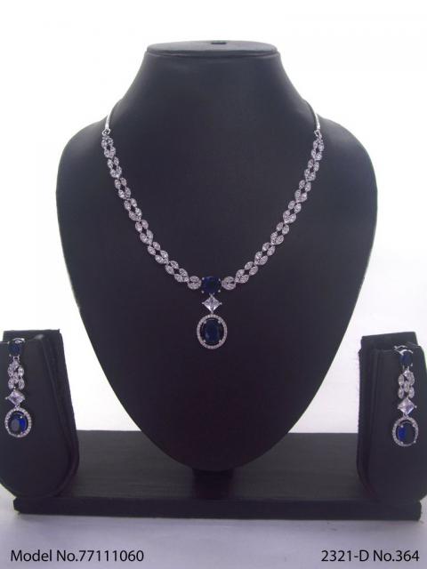 eye catchy Necklace set