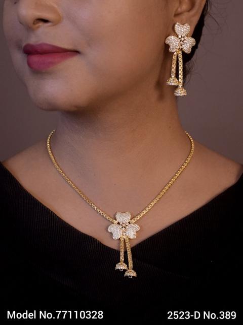 Classical Yet Trendy | Jewelry Set