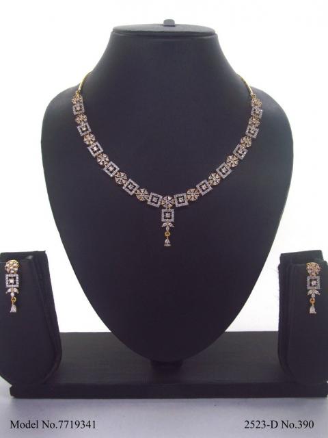 Light weighted CZ Necklace Set