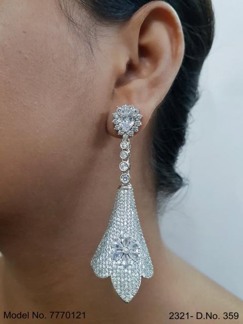 Gorgeous Earrings for Parties