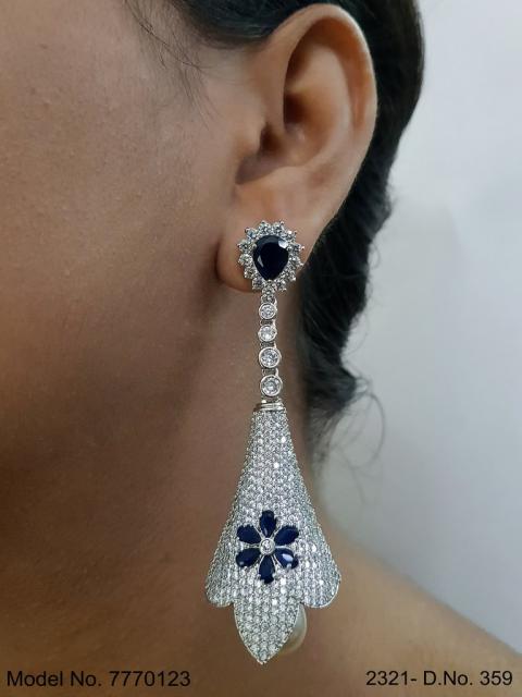 Earrings made of Cubic Zircons