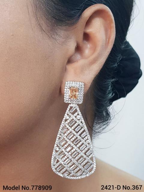 Wholesale Fashion Cz Earrings