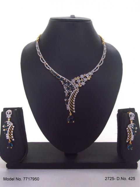 Necklace Set crafted for bold Women