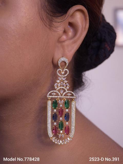 Zircon Earrings can be a Gift