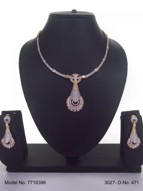 eye catchy Necklace set