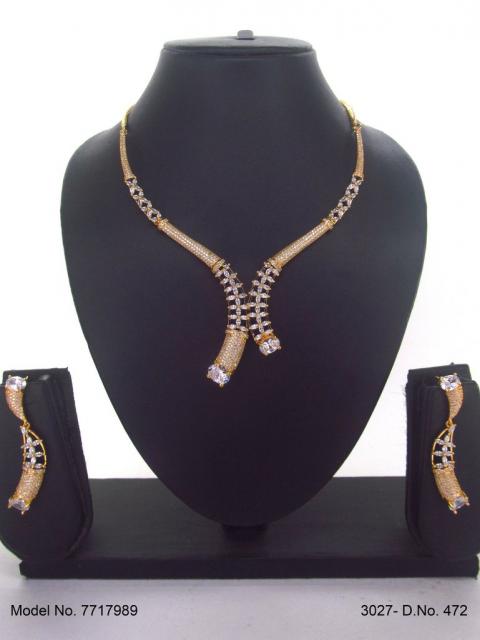 Fine Fashion Classic Necklace Set