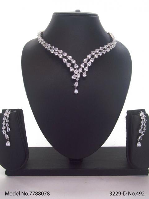 Classic Cz Jewelry Set with Earrings