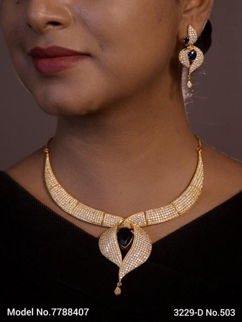 Classical Yet Trendy | Jewelry Set