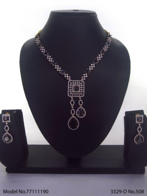 Classical Yet Trendy | Jewelry Set