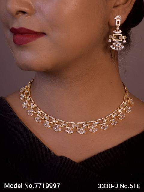 Classical Yet Trendy | Jewelry Set