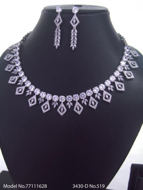 Partywear Classic Jewelry Set