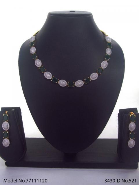 eye catchy Necklace set