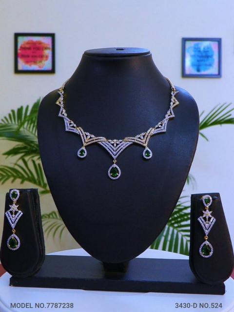 Classic Cz Jewelry Set with Earrings