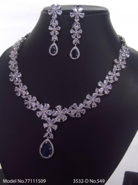 Classical Yet Trendy | Jewelry Set