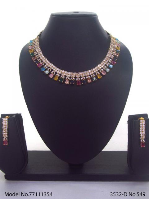 Fine Fashion Classic Necklace Set