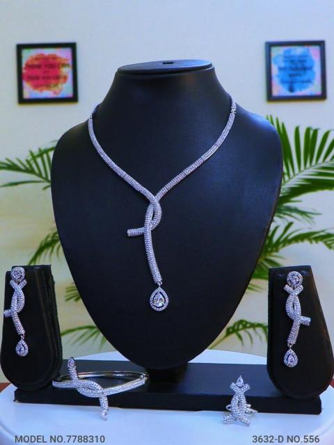 Western Necklace set